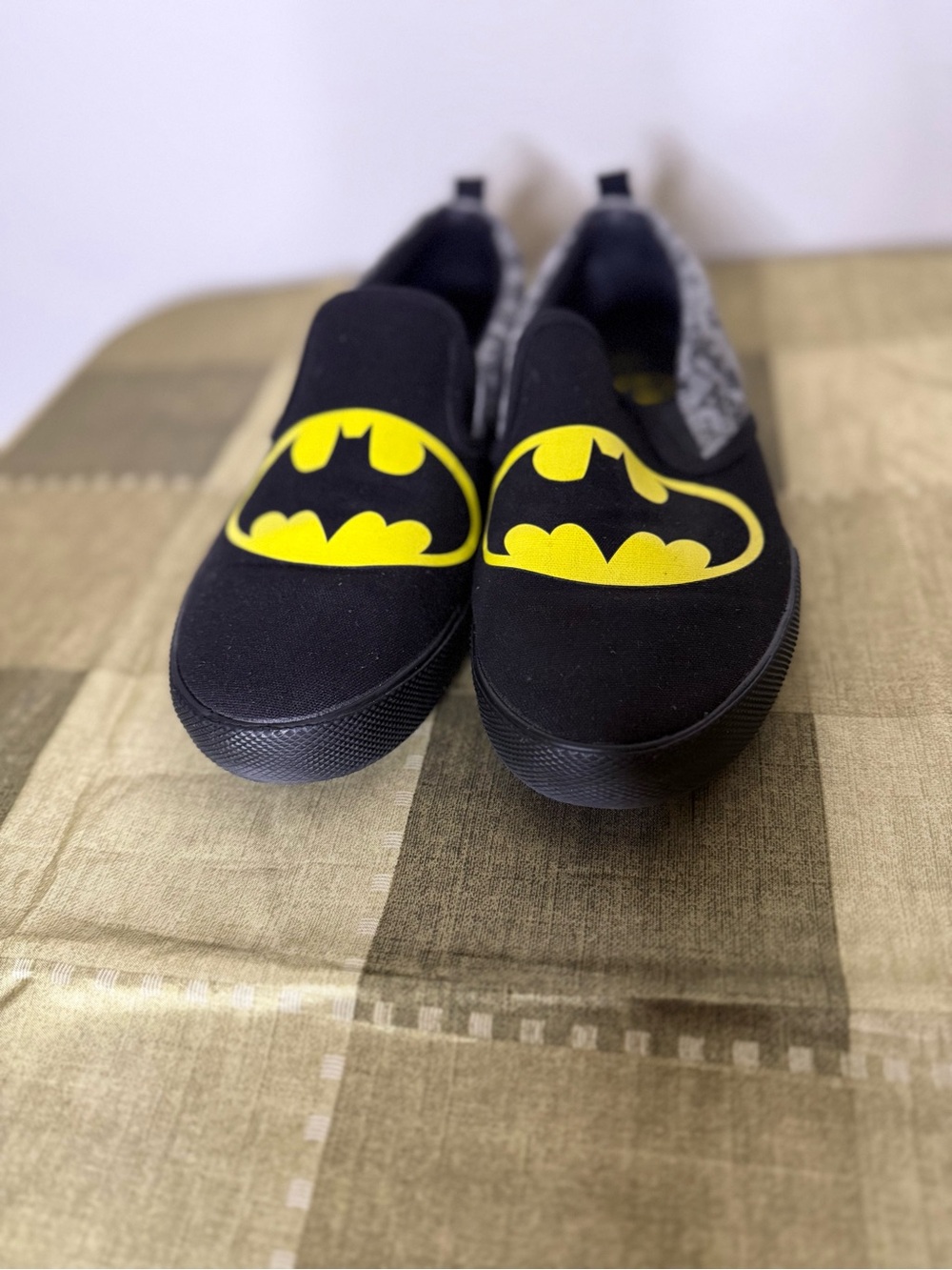Batman Black and Yellow Kids Slip-On Sneakers with Bat Emblem